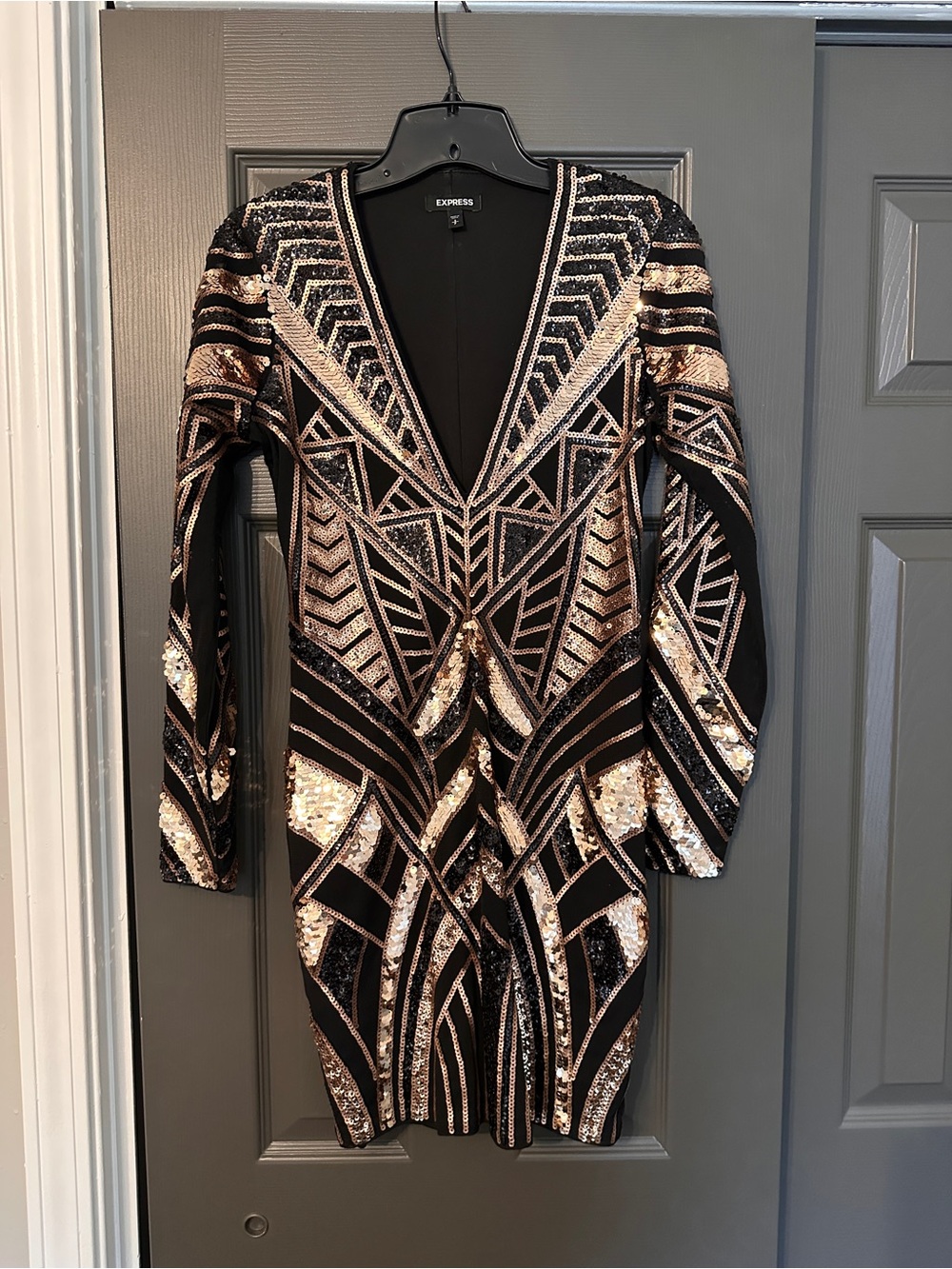 Express Black and Gold Sequin Geometric V-Neck Long Sleeve Dress